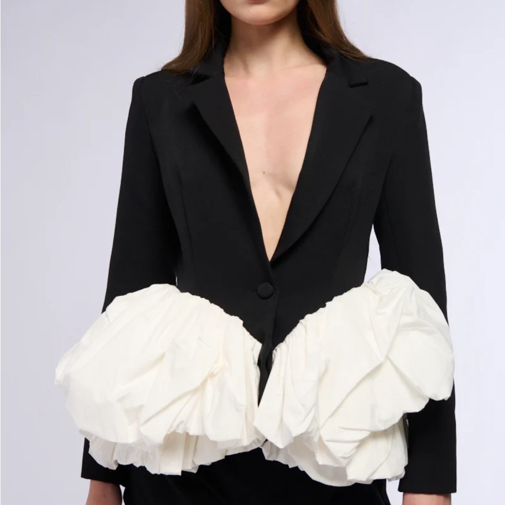 Peplum blazer ( brand new)